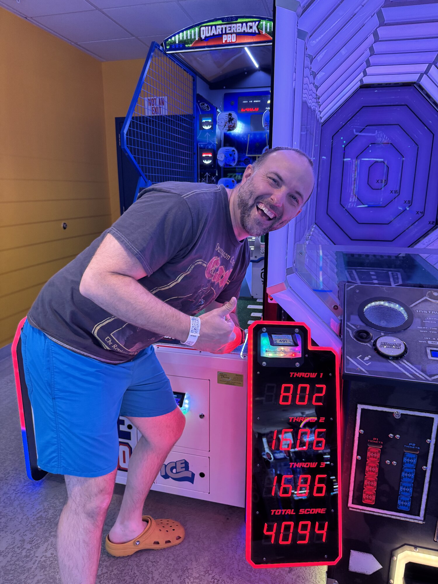 me dominating the pitching game in the arcade